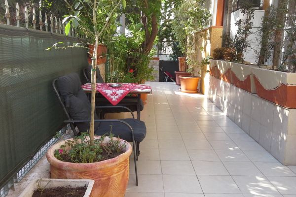 Pevzner ApartHotel 1956 in Haifa Center